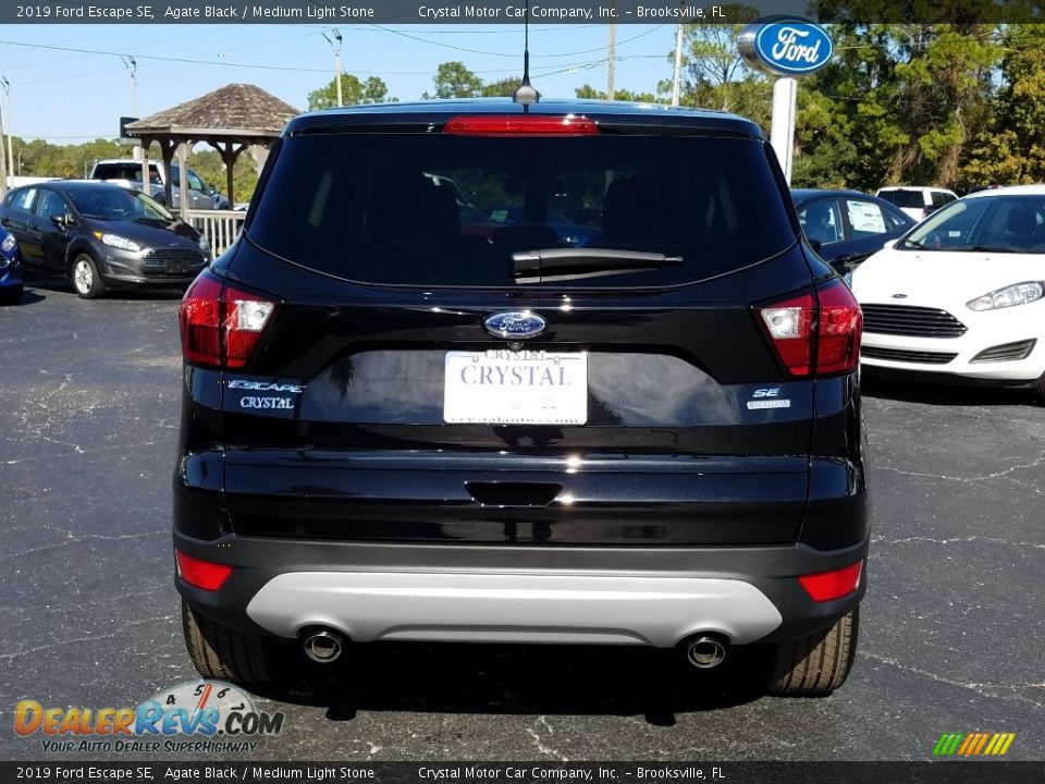 2019 Ford Escape SE Agate Black / Medium Light Stone Photo #4