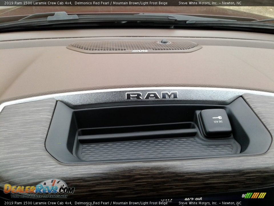 2019 Ram 1500 Laramie Crew Cab 4x4 Delmonico Red Pearl / Mountain Brown/Light Frost Beige Photo #31