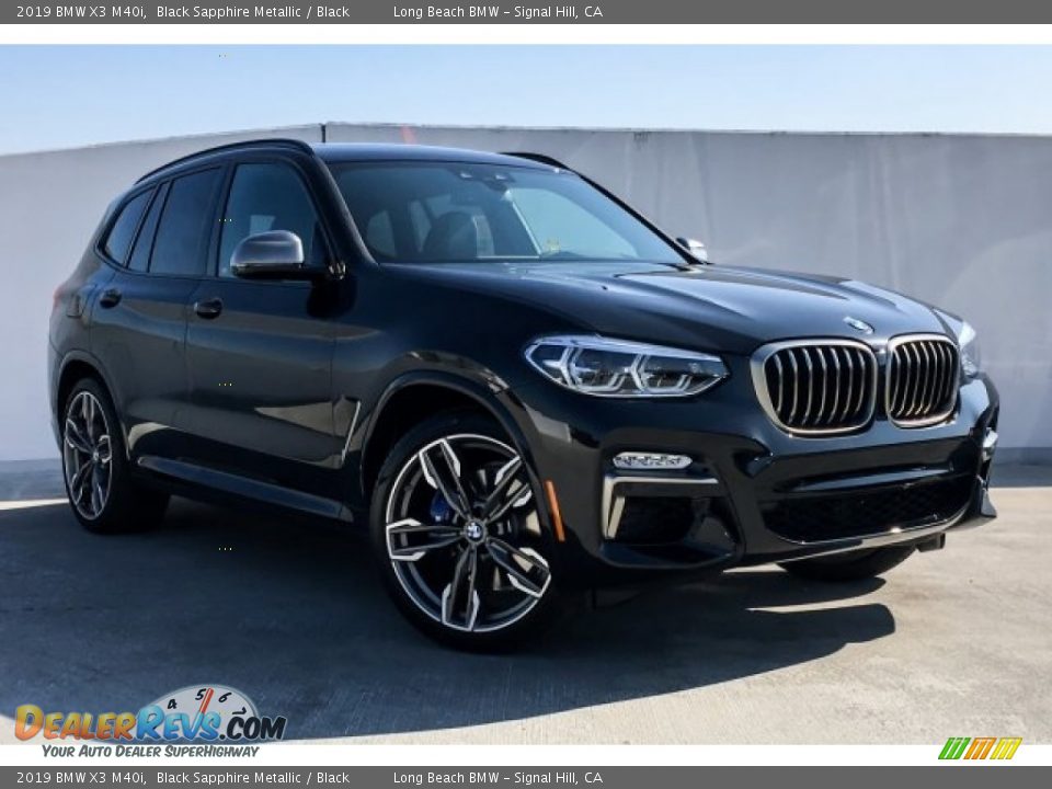 Front 3/4 View of 2019 BMW X3 M40i Photo #12