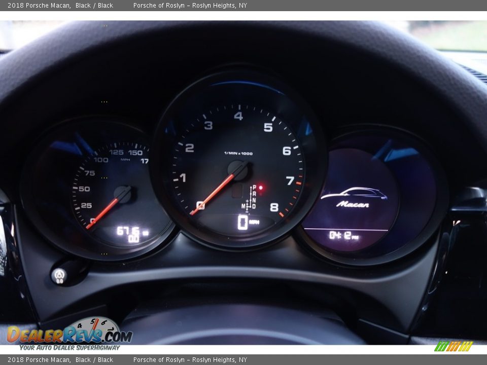 2018 Porsche Macan Black / Black Photo #20