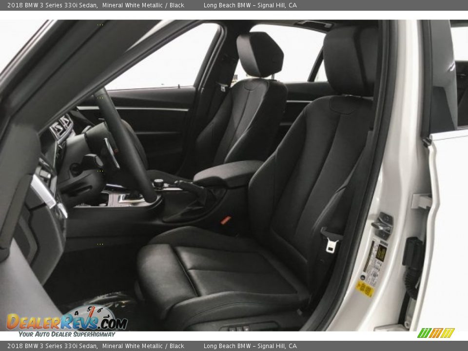 2018 BMW 3 Series 330i Sedan Mineral White Metallic / Black Photo #25