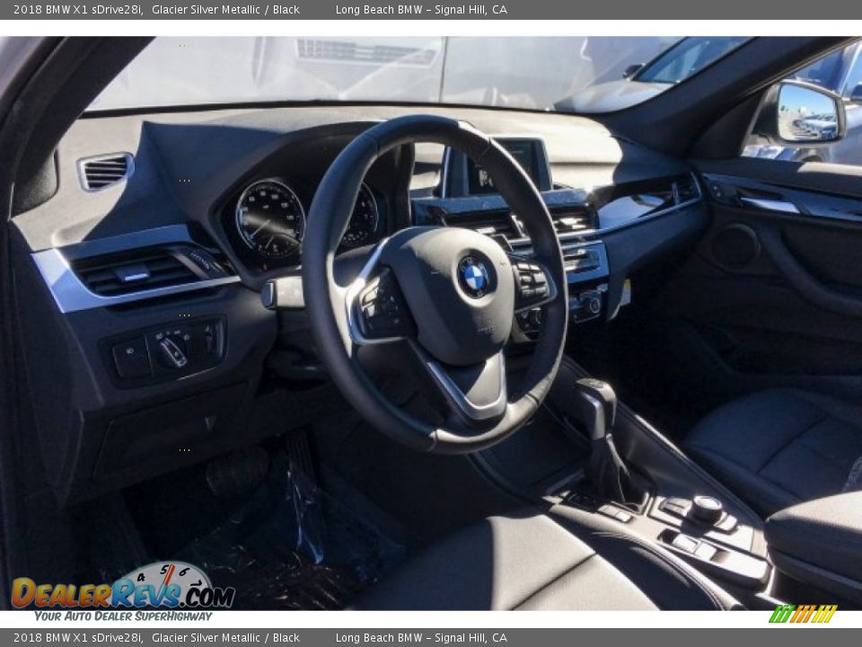 2018 BMW X1 sDrive28i Glacier Silver Metallic / Black Photo #4
