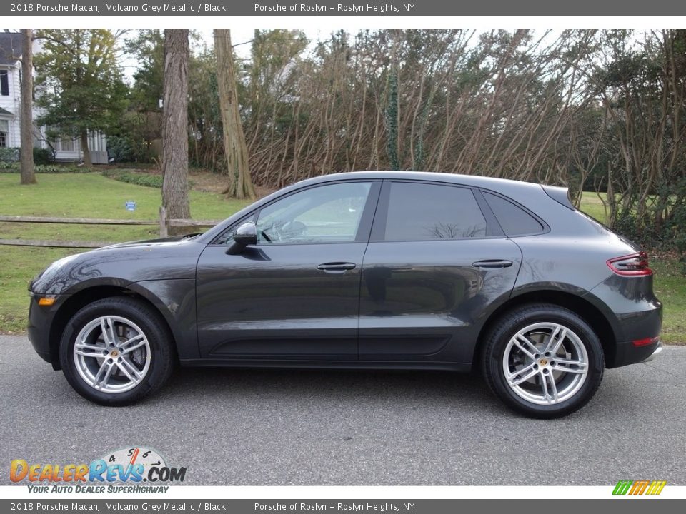2018 Porsche Macan Volcano Grey Metallic / Black Photo #3