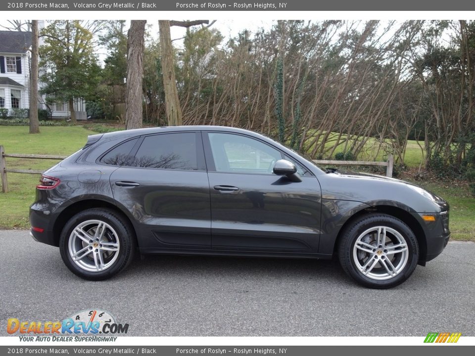 2018 Porsche Macan Volcano Grey Metallic / Black Photo #7