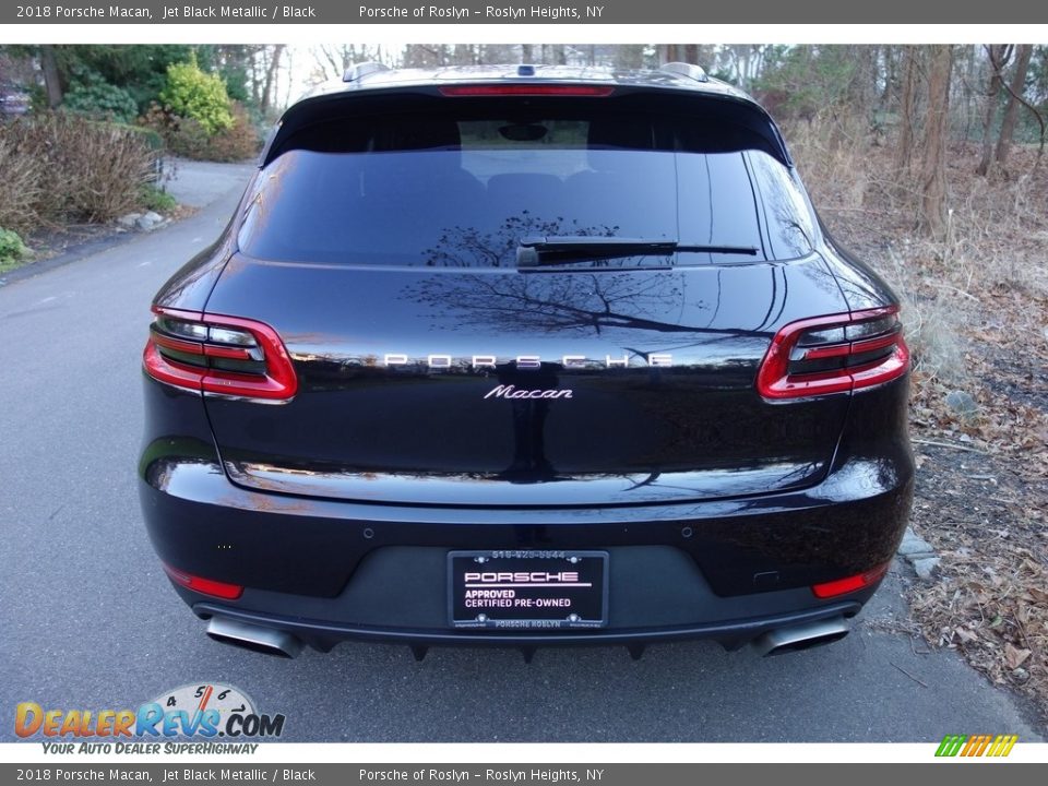 2018 Porsche Macan Jet Black Metallic / Black Photo #5