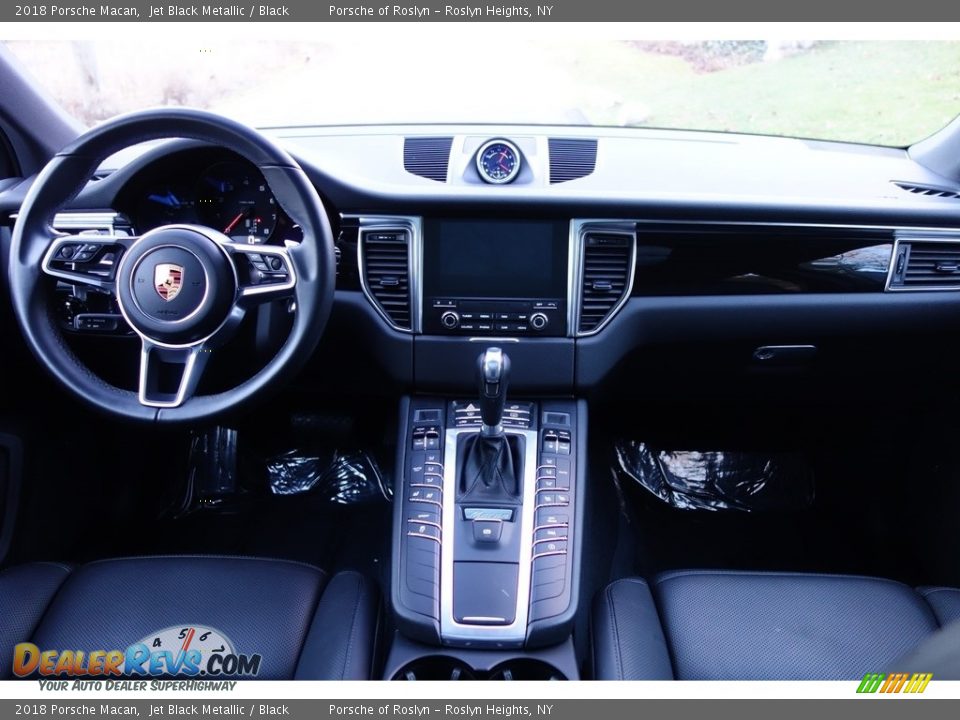 2018 Porsche Macan Jet Black Metallic / Black Photo #14