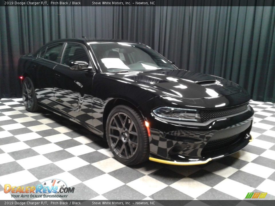 2019 Dodge Charger R/T Pitch Black / Black Photo #4