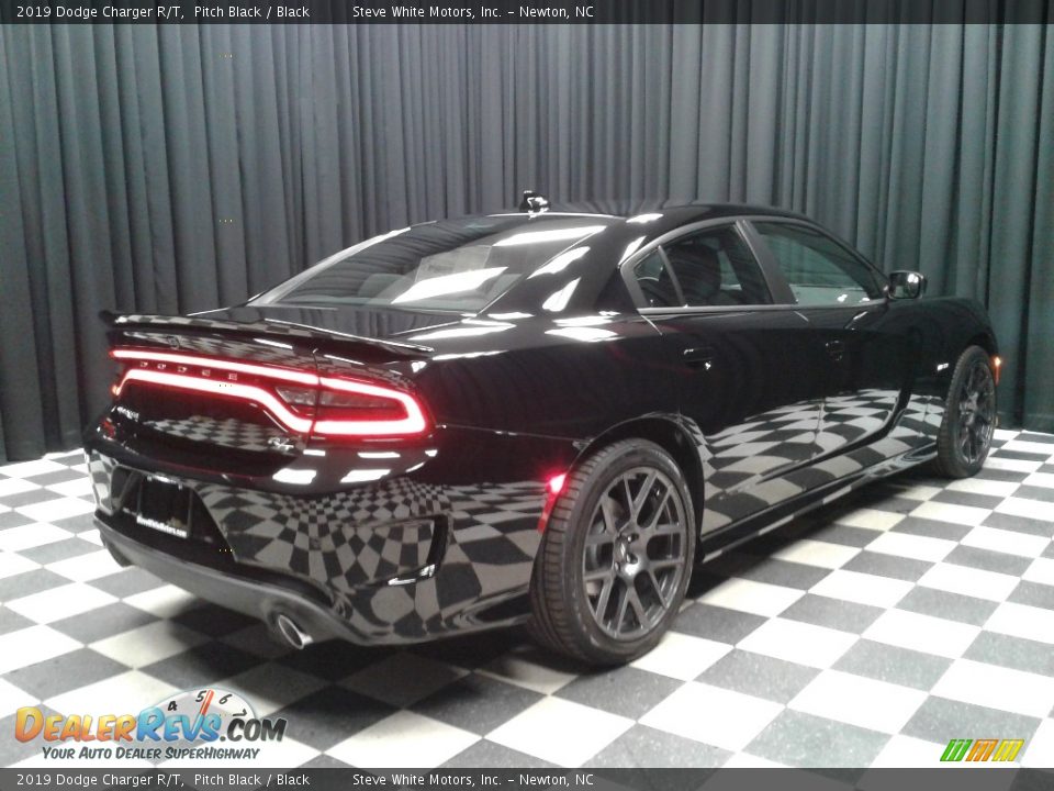 2019 Dodge Charger R/T Pitch Black / Black Photo #6