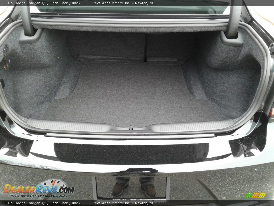 2019 Dodge Charger R/T Pitch Black / Black Photo #12