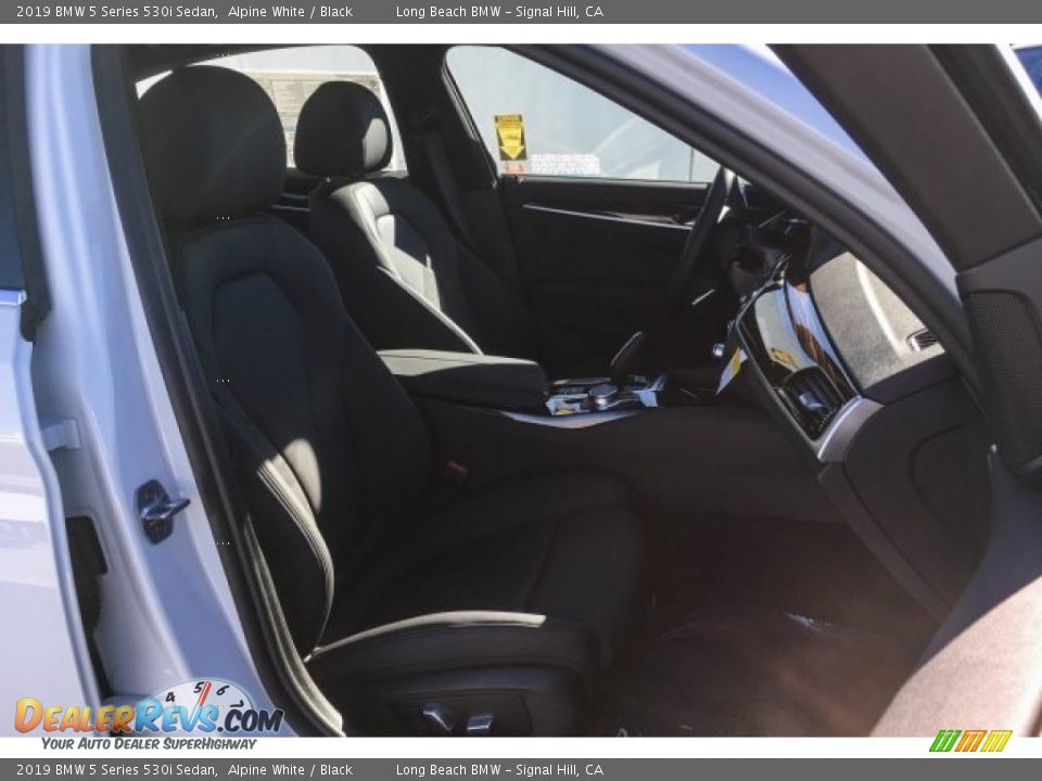 2019 BMW 5 Series 530i Sedan Alpine White / Black Photo #5
