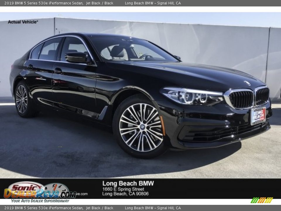 2019 BMW 5 Series 530e iPerformance Sedan Jet Black / Black Photo #1