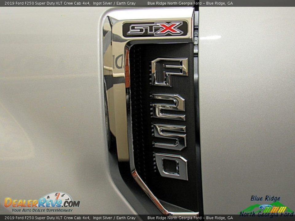 2019 Ford F250 Super Duty XLT Crew Cab 4x4 Ingot Silver / Earth Gray Photo #33