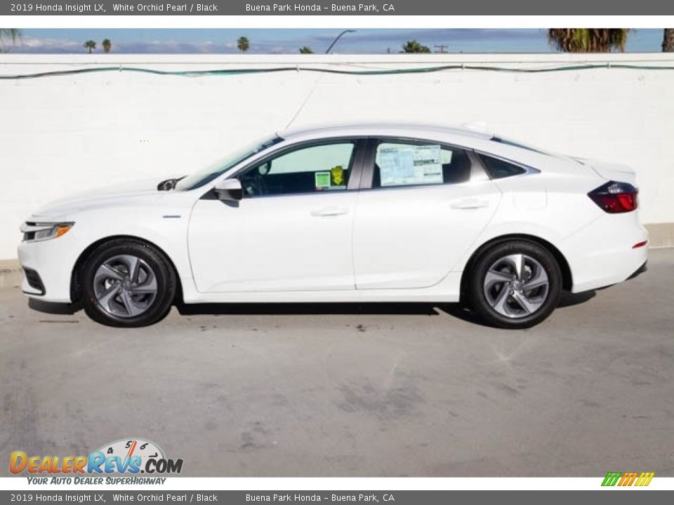 2019 Honda Insight LX White Orchid Pearl / Black Photo #5