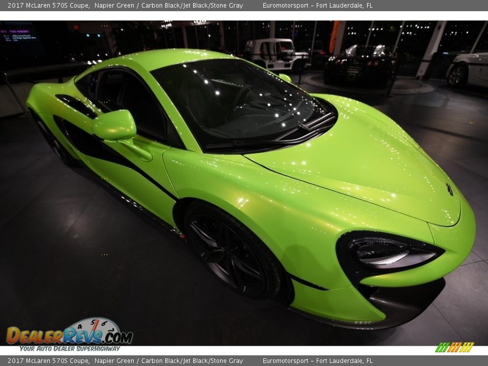 Front 3/4 View of 2017 McLaren 570S Coupe Photo #8