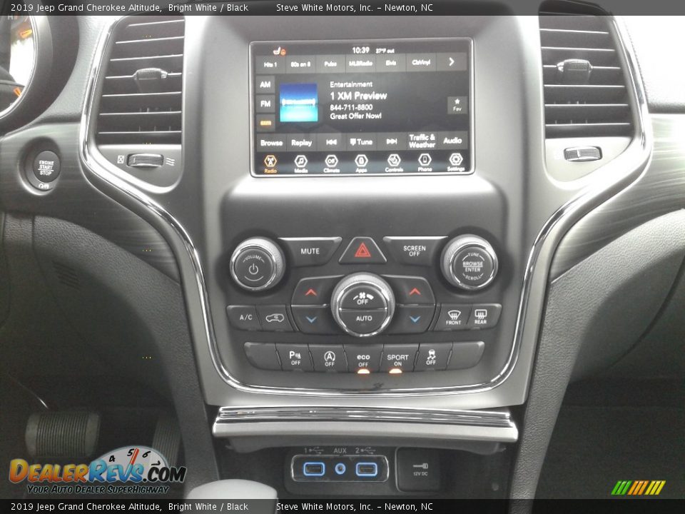 2019 Jeep Grand Cherokee Altitude Bright White / Black Photo #22