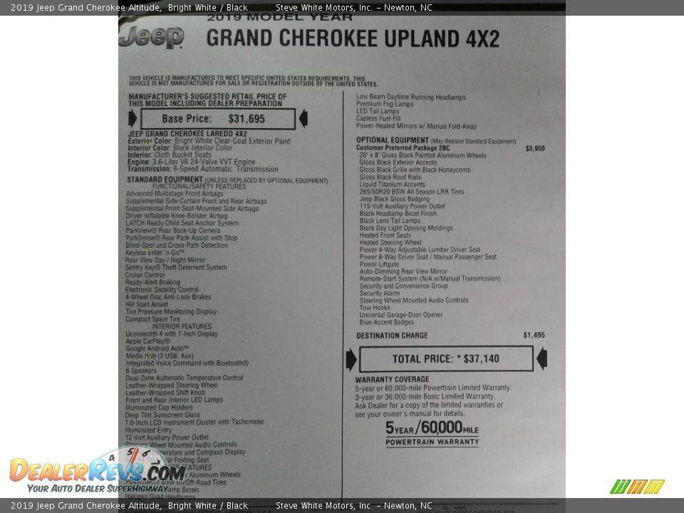 2019 Jeep Grand Cherokee Altitude Bright White / Black Photo #35