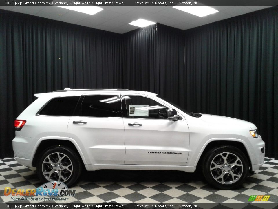 2019 Jeep Grand Cherokee Overland Bright White / Light Frost/Brown Photo #5