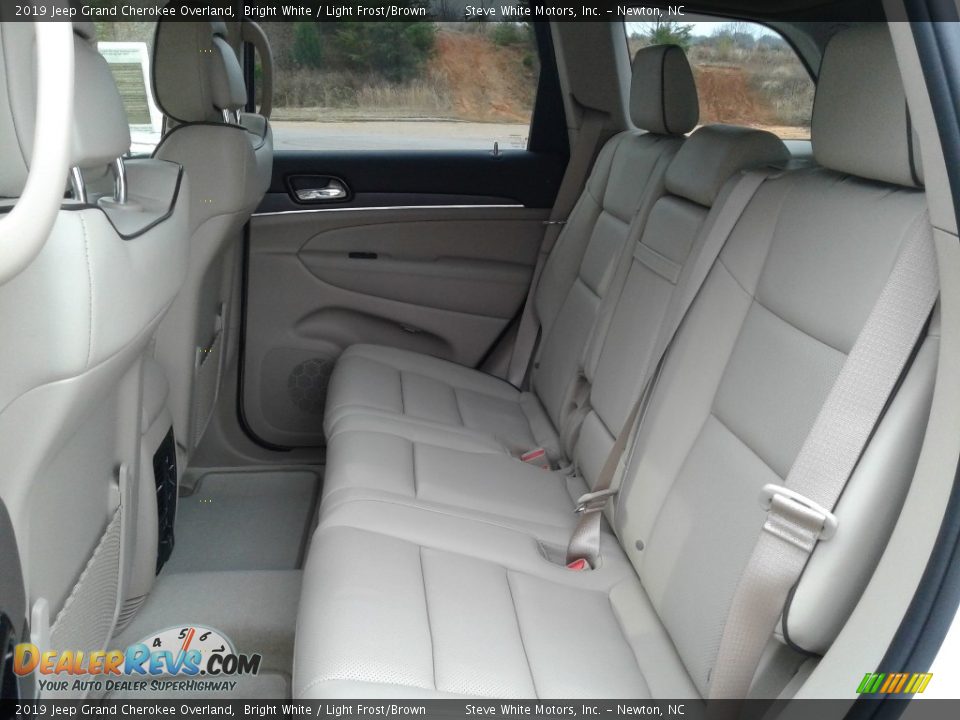 Rear Seat of 2019 Jeep Grand Cherokee Overland Photo #11