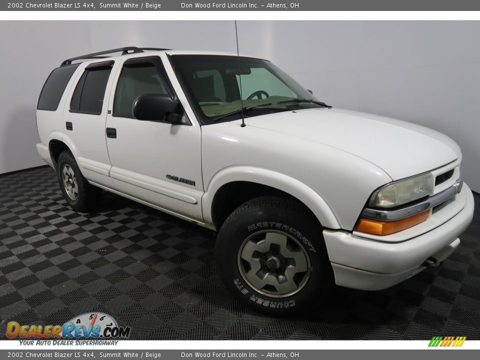 2002 Chevrolet Blazer LS 4x4 Summit White / Beige Photo #4