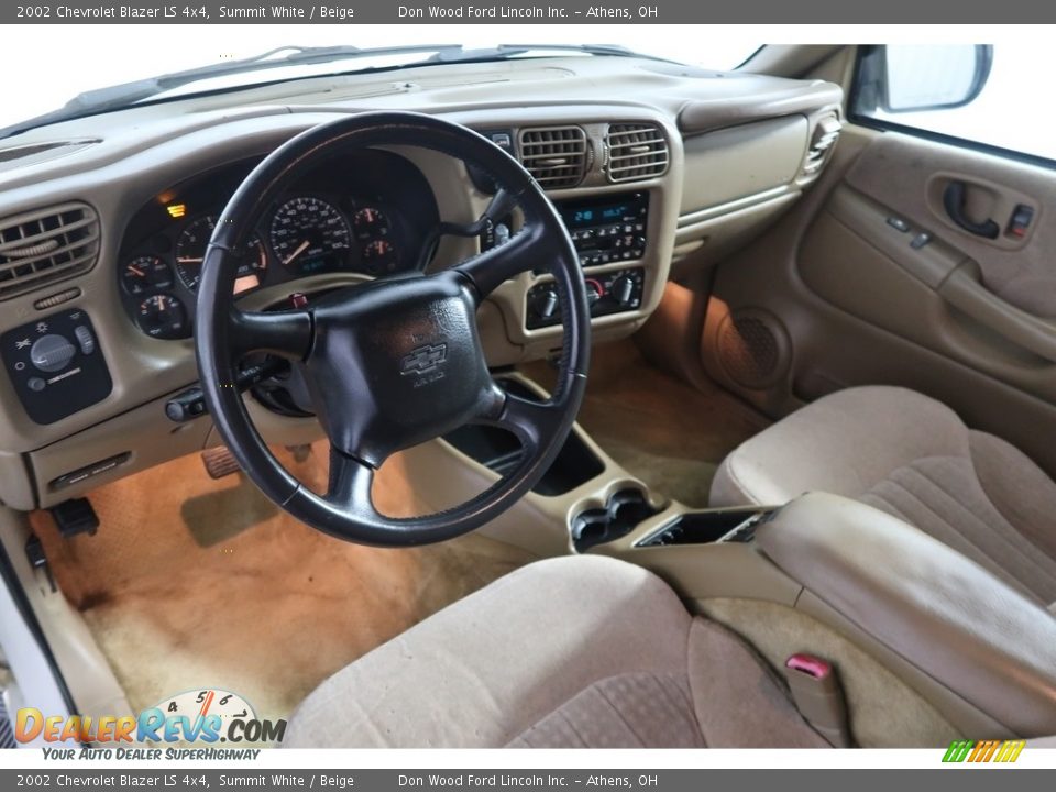 2002 Chevrolet Blazer LS 4x4 Summit White / Beige Photo #13