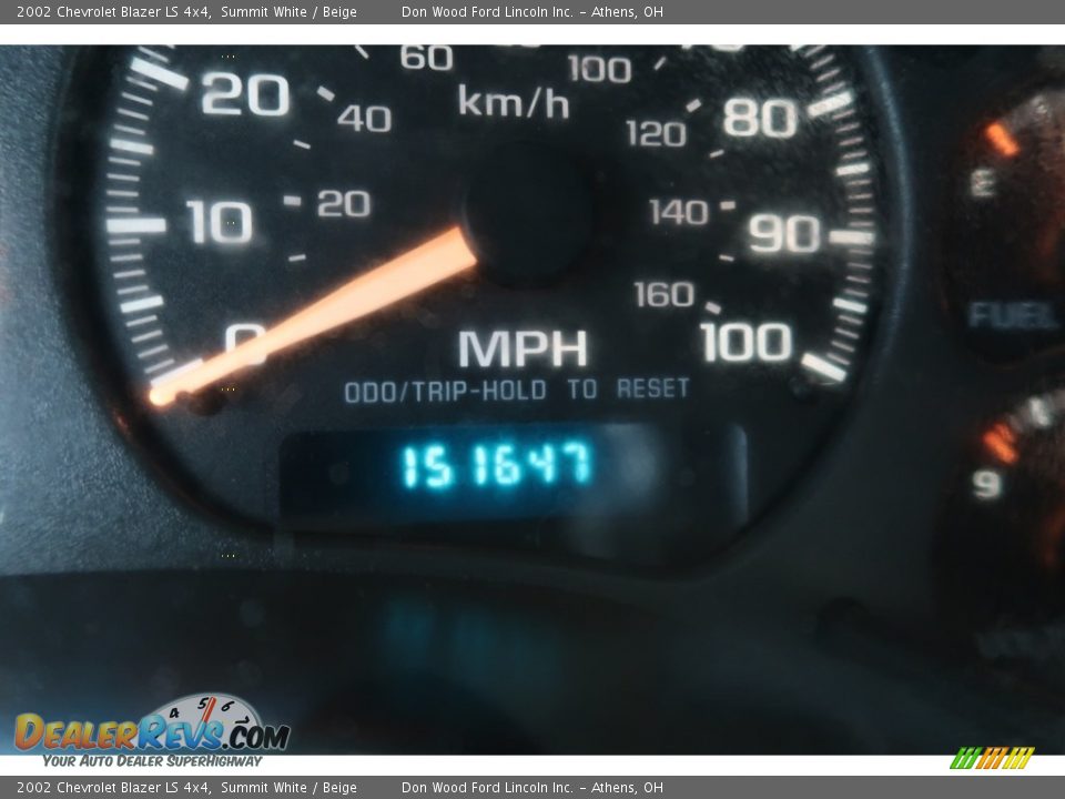 2002 Chevrolet Blazer LS 4x4 Summit White / Beige Photo #21