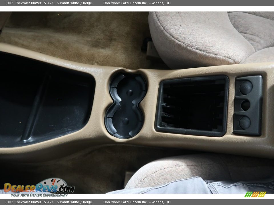 2002 Chevrolet Blazer LS 4x4 Summit White / Beige Photo #23