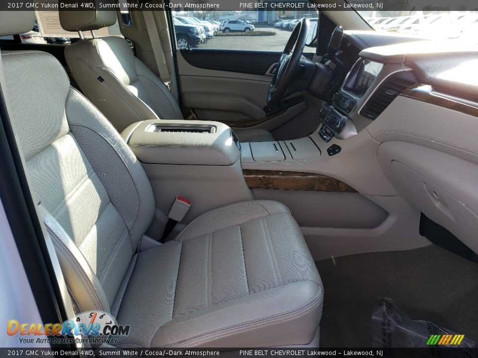 2017 GMC Yukon Denali 4WD Summit White / Cocoa/­Dark Atmosphere Photo #12