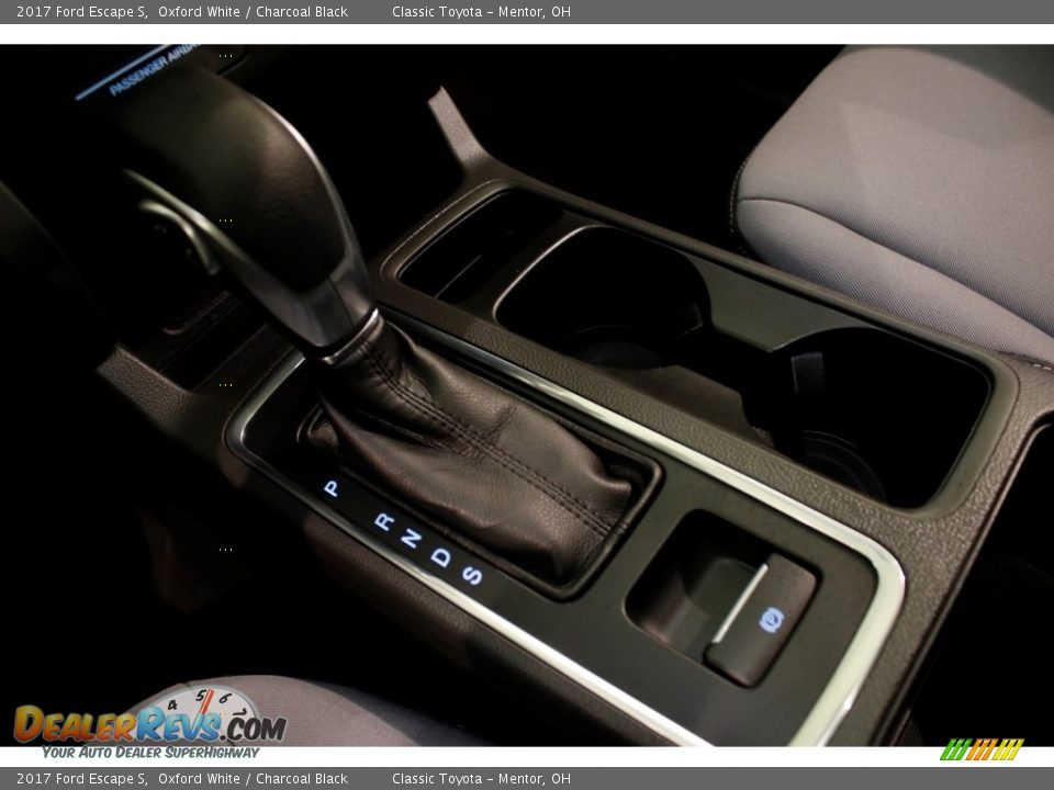 2017 Ford Escape S Oxford White / Charcoal Black Photo #13