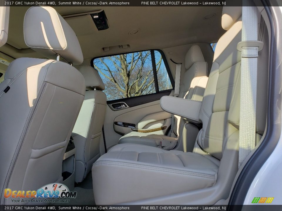 2017 GMC Yukon Denali 4WD Summit White / Cocoa/­Dark Atmosphere Photo #20