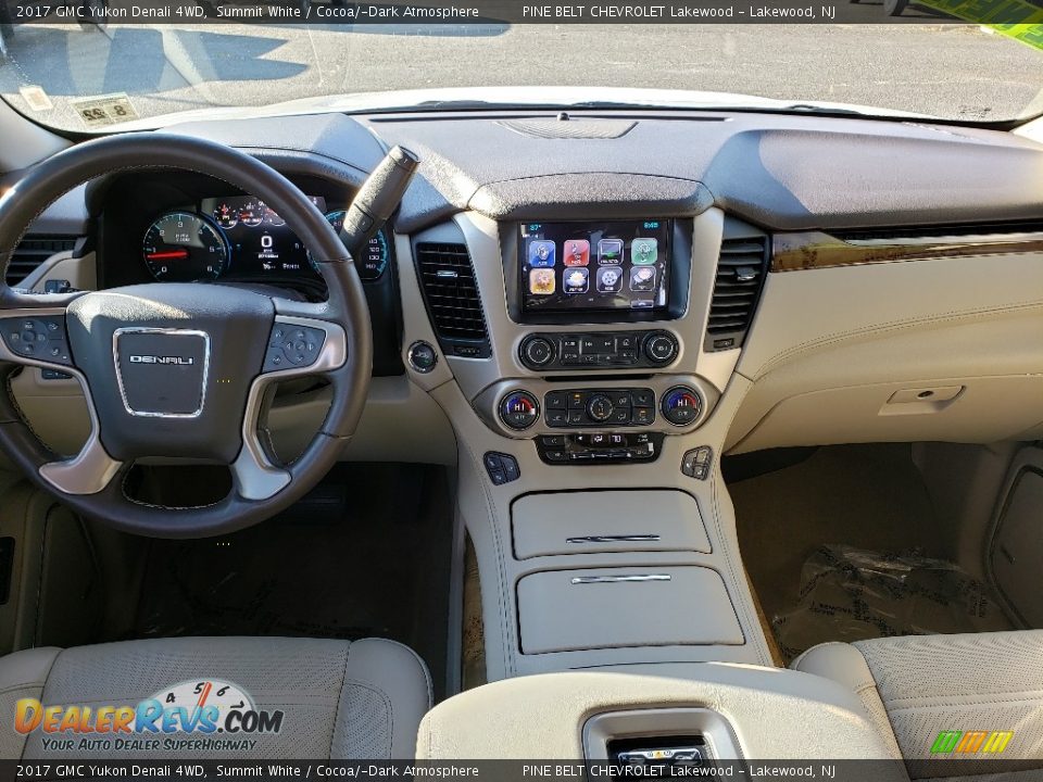 2017 GMC Yukon Denali 4WD Summit White / Cocoa/­Dark Atmosphere Photo #24