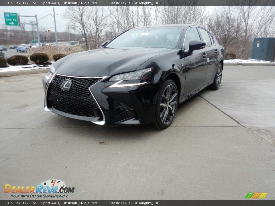 Front 3/4 View of 2019 Lexus GS 350 F Sport AWD Photo #4