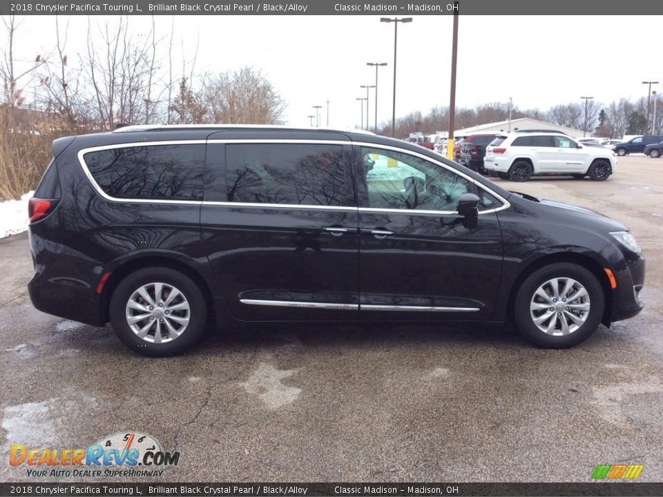 2018 Chrysler Pacifica Touring L Brilliant Black Crystal Pearl / Black/Alloy Photo #7