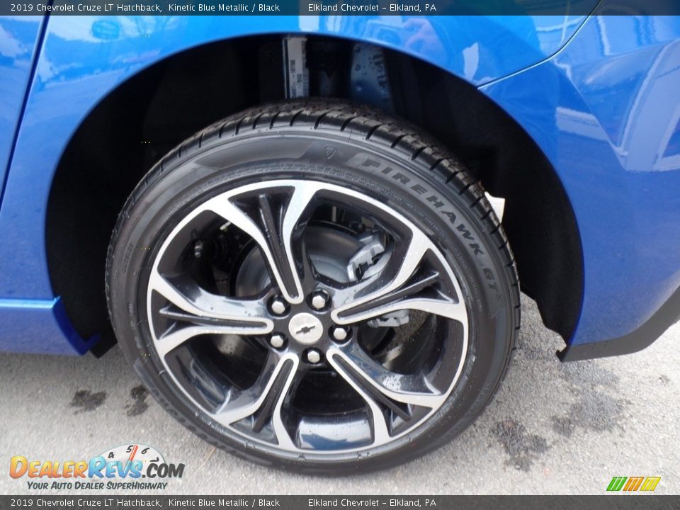 2019 Chevrolet Cruze LT Hatchback Wheel Photo #9