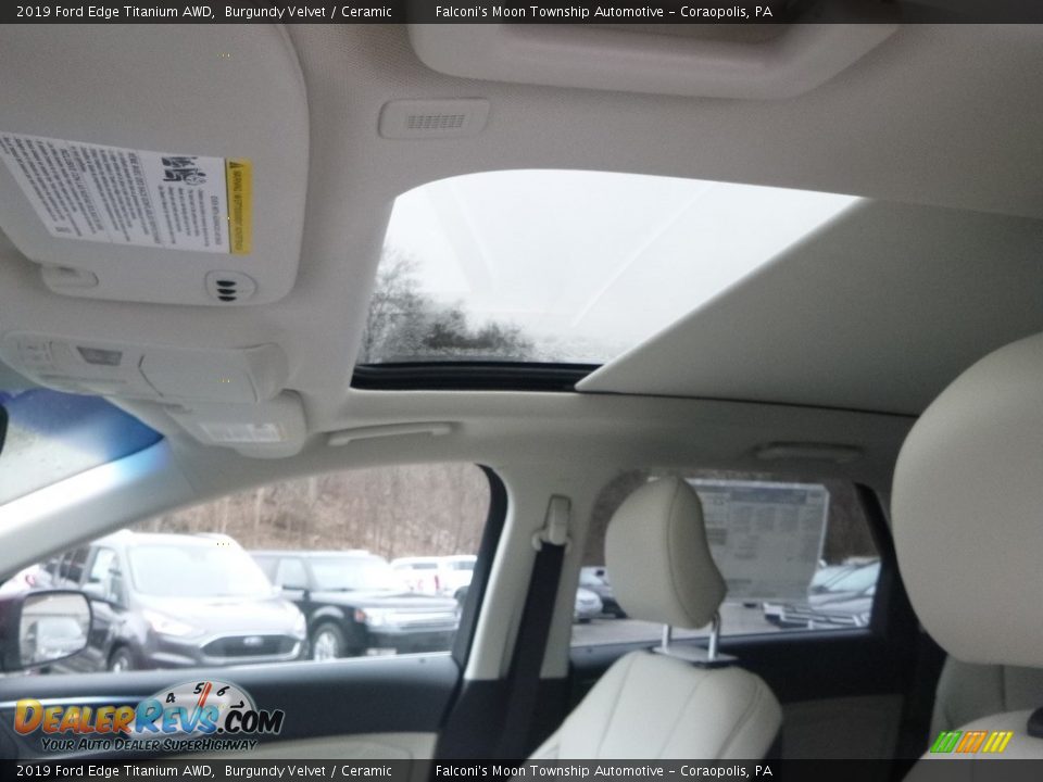 2019 Ford Edge Titanium AWD Burgundy Velvet / Ceramic Photo #12