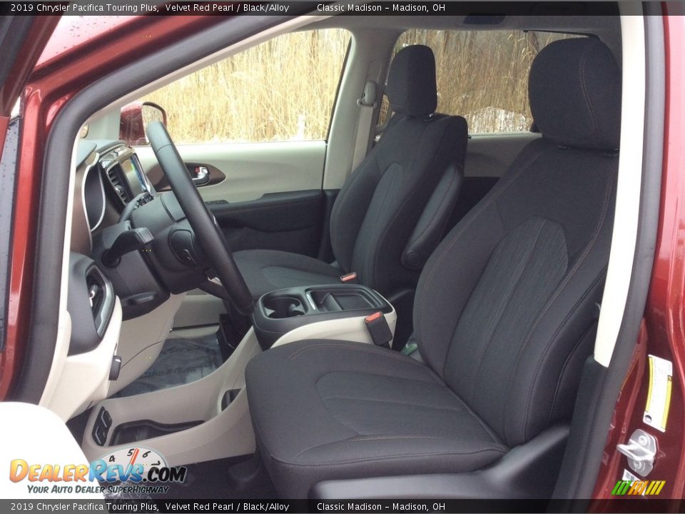 2019 Chrysler Pacifica Touring Plus Velvet Red Pearl / Black/Alloy Photo #10