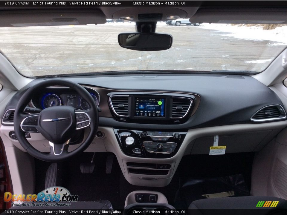 2019 Chrysler Pacifica Touring Plus Velvet Red Pearl / Black/Alloy Photo #11