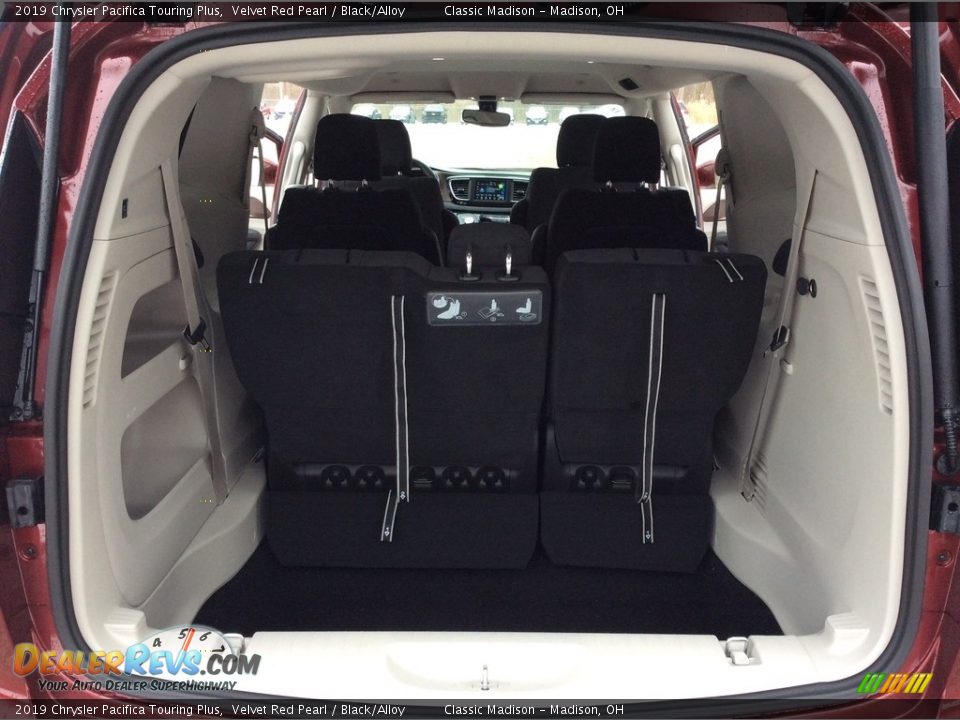 2019 Chrysler Pacifica Touring Plus Velvet Red Pearl / Black/Alloy Photo #17