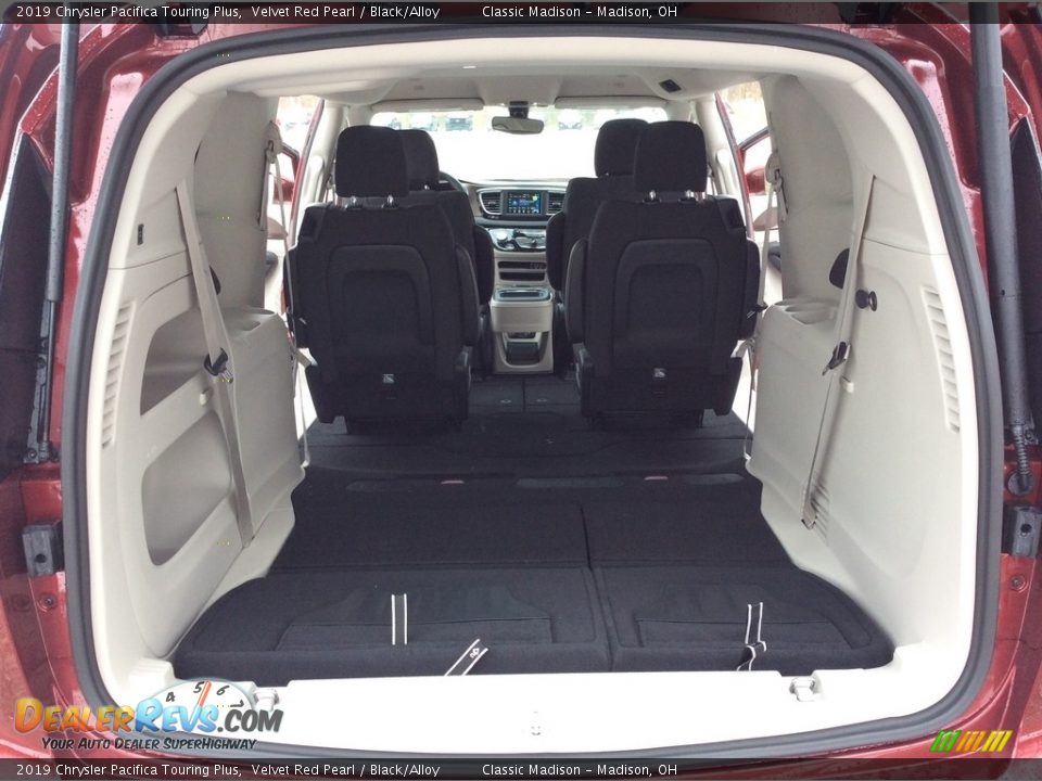 2019 Chrysler Pacifica Touring Plus Velvet Red Pearl / Black/Alloy Photo #18