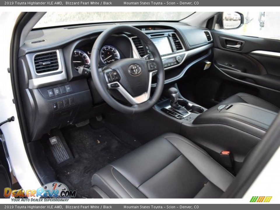 2019 Toyota Highlander XLE AWD Blizzard Pearl White / Black Photo #5