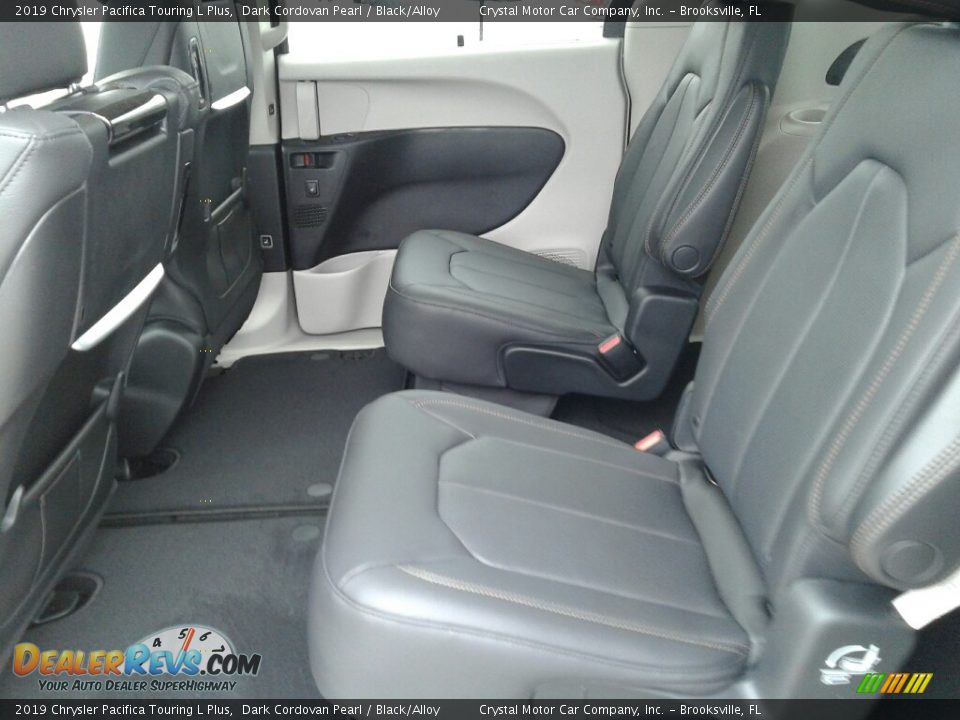 2019 Chrysler Pacifica Touring L Plus Dark Cordovan Pearl / Black/Alloy Photo #10