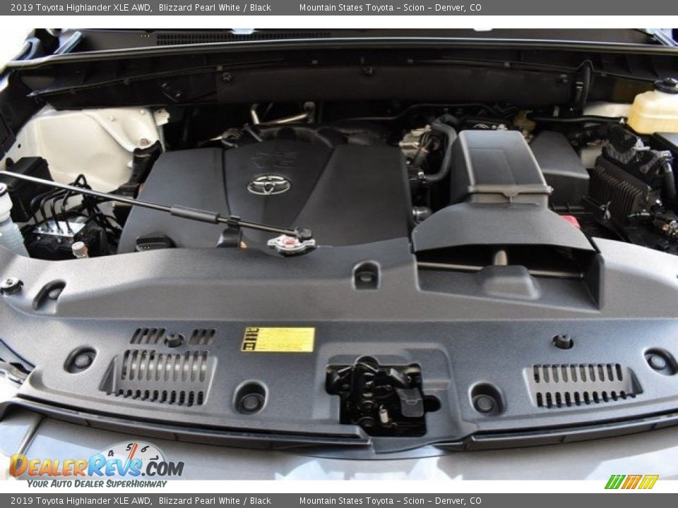 2019 Toyota Highlander XLE AWD Blizzard Pearl White / Black Photo #14