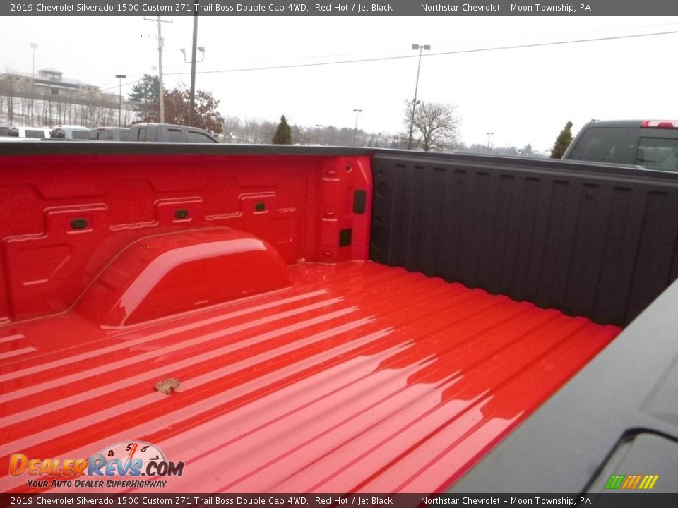 2019 Chevrolet Silverado 1500 Custom Z71 Trail Boss Double Cab 4WD Red Hot / Jet Black Photo #5
