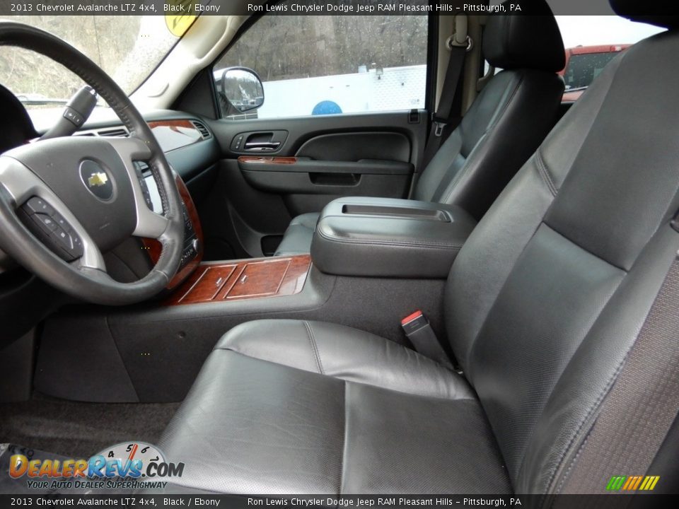 2013 Chevrolet Avalanche LTZ 4x4 Black / Ebony Photo #11