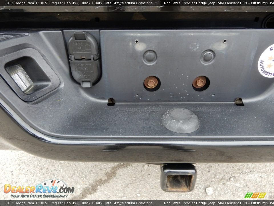 2012 Dodge Ram 1500 ST Regular Cab 4x4 Black / Dark Slate Gray/Medium Graystone Photo #5