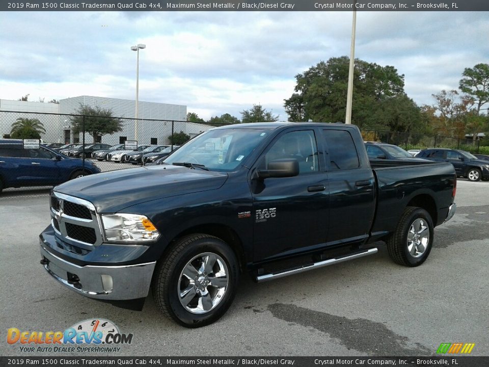 2019 Ram 1500 Classic Tradesman Quad Cab 4x4 Maximum Steel Metallic / Black/Diesel Gray Photo #2