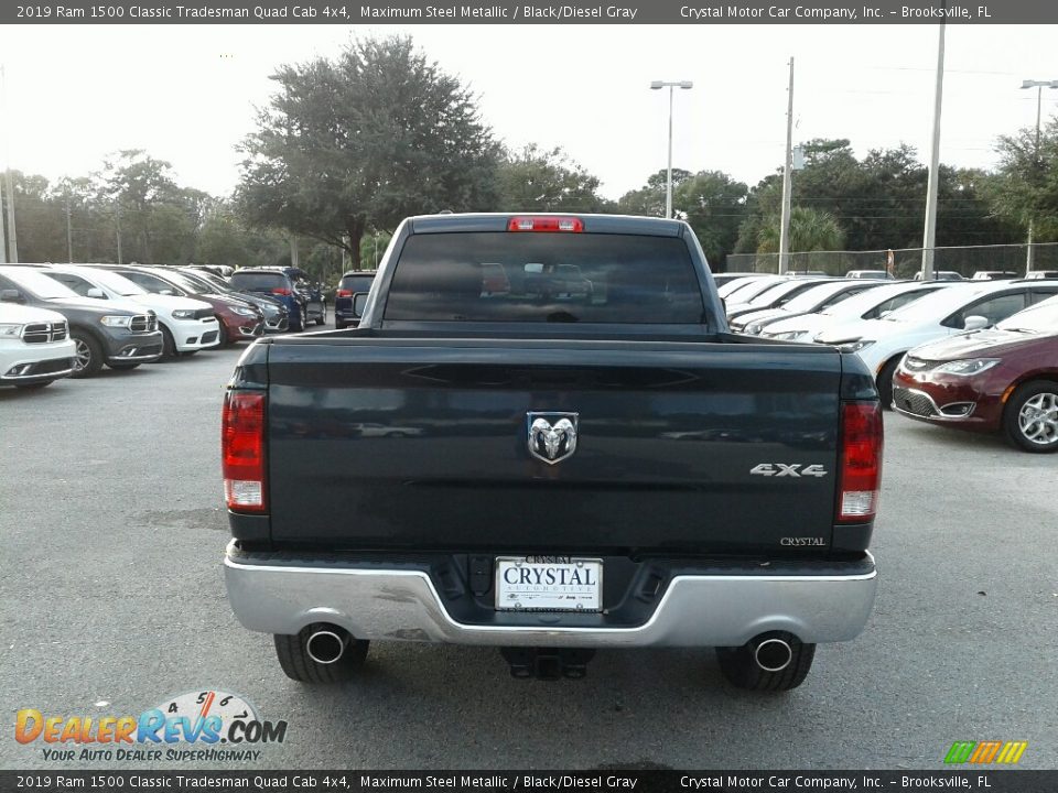 2019 Ram 1500 Classic Tradesman Quad Cab 4x4 Maximum Steel Metallic / Black/Diesel Gray Photo #4