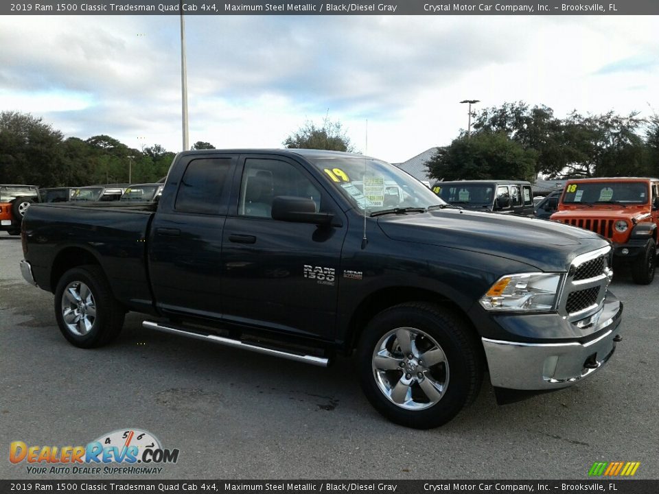 2019 Ram 1500 Classic Tradesman Quad Cab 4x4 Maximum Steel Metallic / Black/Diesel Gray Photo #7