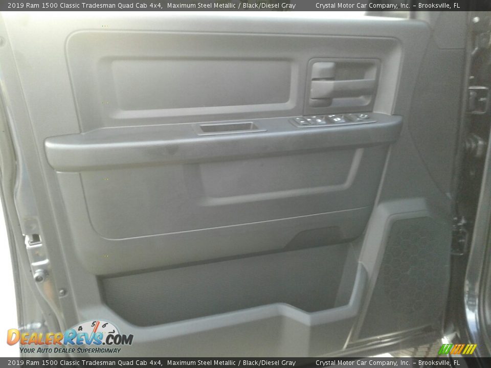 2019 Ram 1500 Classic Tradesman Quad Cab 4x4 Maximum Steel Metallic / Black/Diesel Gray Photo #17