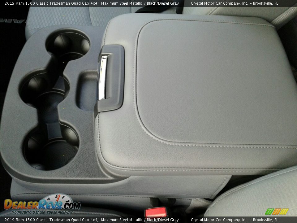 2019 Ram 1500 Classic Tradesman Quad Cab 4x4 Maximum Steel Metallic / Black/Diesel Gray Photo #18