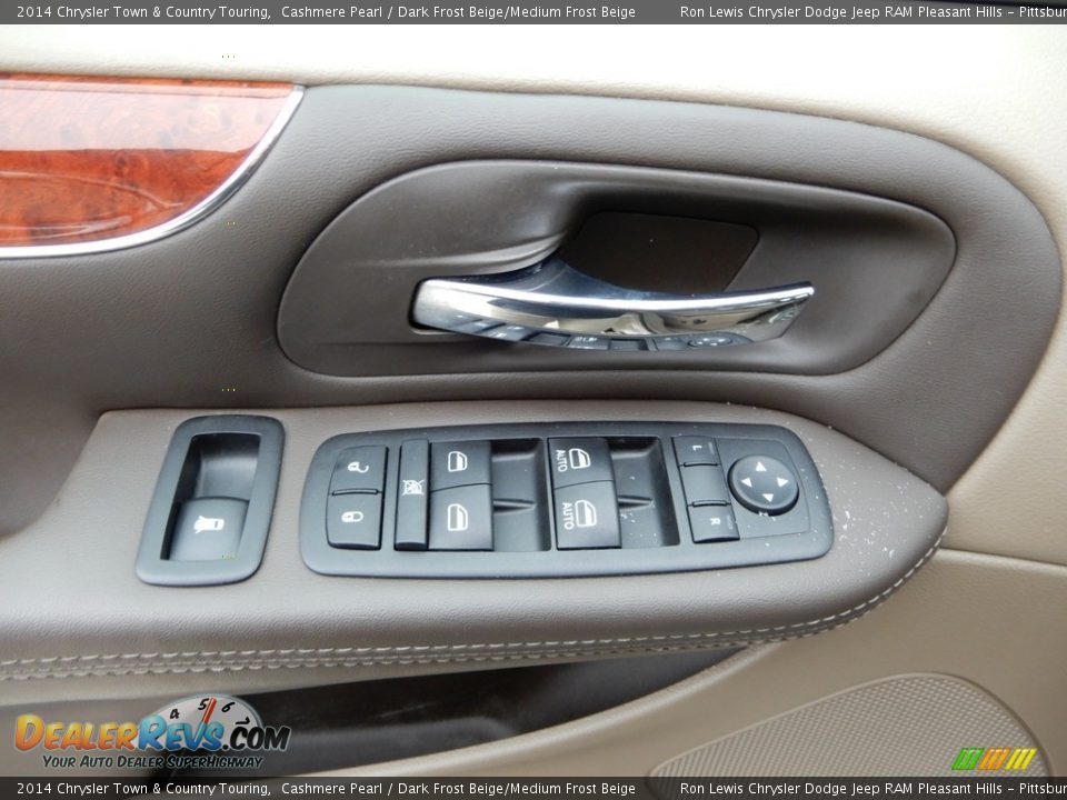 2014 Chrysler Town & Country Touring Cashmere Pearl / Dark Frost Beige/Medium Frost Beige Photo #16
